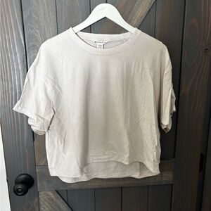 Athleta Cream Short Sleeve Tee